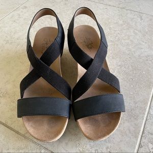 Life Stride Mexico Black Sandals sz 7
